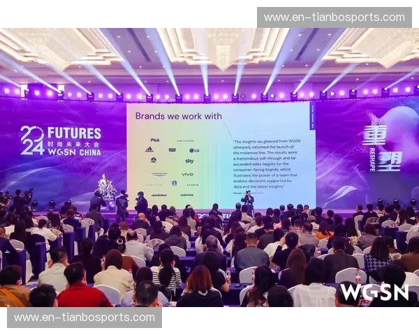 巅峰对决：天猫vs飞马——现代消费主义下的权力更迭与审美重塑